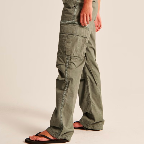 Abercrombie Fitch 2000’s Utility Cargo Pants Sz 24 Olive Green Drawstring Ankle - Picture 2 of 16